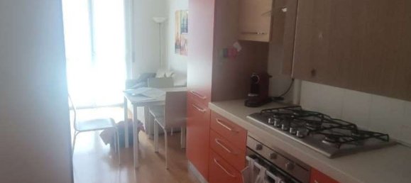 Apartamento de 2 divisões em Garbagnate Milanese, Italy N.º 4171 4