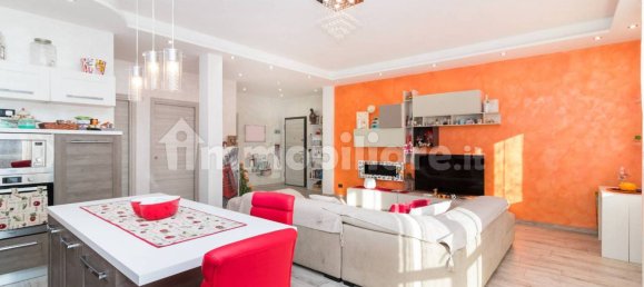 2 Schlafzimmer Wohnung in Rivoli, Italy, Nr. 326812 6