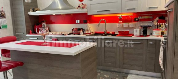 2 Schlafzimmer Wohnung in Rivoli, Italy, Nr. 326812 25