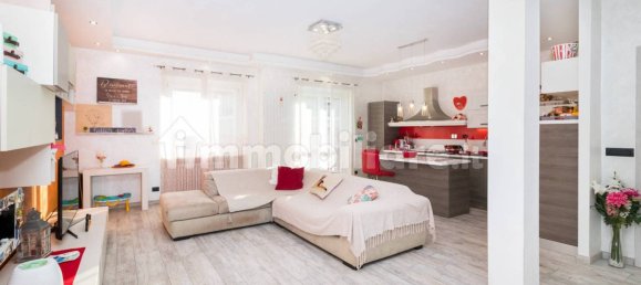 2 Schlafzimmer Wohnung in Rivoli, Italy, Nr. 326812 26