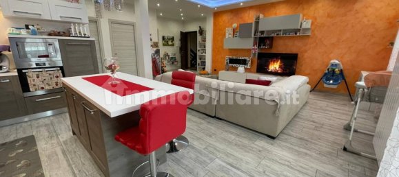 2 Schlafzimmer Wohnung in Rivoli, Italy, Nr. 326812 21