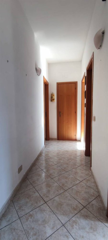 2 bedrooms Apartment in Messina, Italy No. 45132
