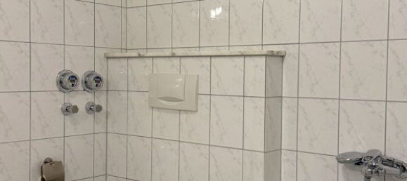 Здание с 20 комнатами в Рейн-Эрфт, Германия № 286817 20