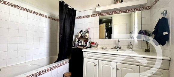 Casa de 4 dormitorios en Villers-Helon, France No. 73424 5