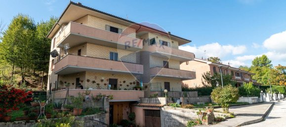 4-salle Appartement à Cingoli, Italy No. 7017 20