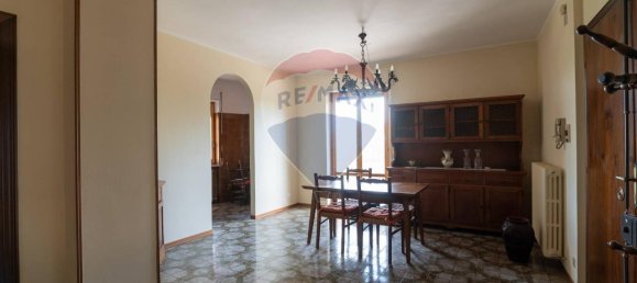 4-salle Appartement à Cingoli, Italy No. 7017 3