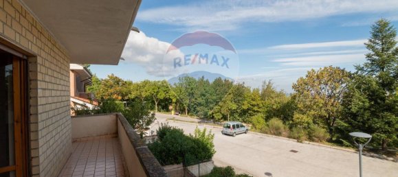 4-salle Appartement à Cingoli, Italy No. 7017 17