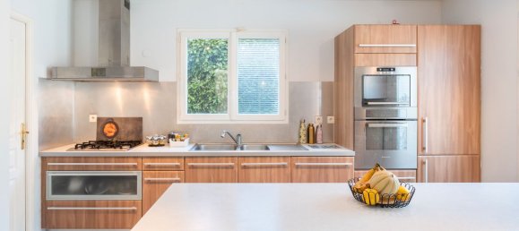 4 Schlafzimmer Haus in L'Isle-d'Abeau, France, Nr. 335276 8