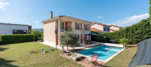 4 Schlafzimmer Haus in L'Isle-d'Abeau, France, Nr. 335276 2