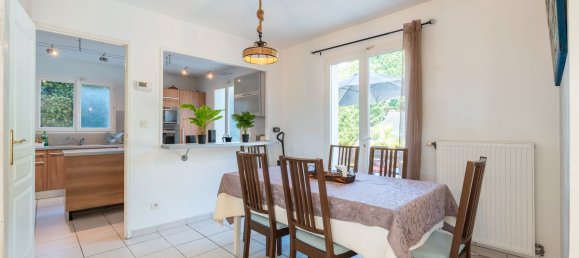 4 Schlafzimmer Haus in L'Isle-d'Abeau, France, Nr. 335276 6