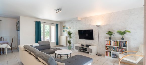 4 Schlafzimmer Haus in L'Isle-d'Abeau, France, Nr. 335276 4