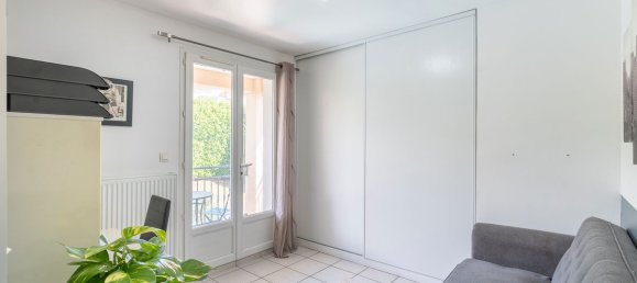 4 Schlafzimmer Haus in L'Isle-d'Abeau, France, Nr. 335276 14