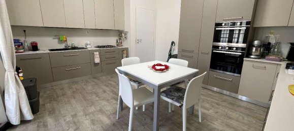 Квартира с 4 комнатами в Пьоссаско, Италия № 78023 5