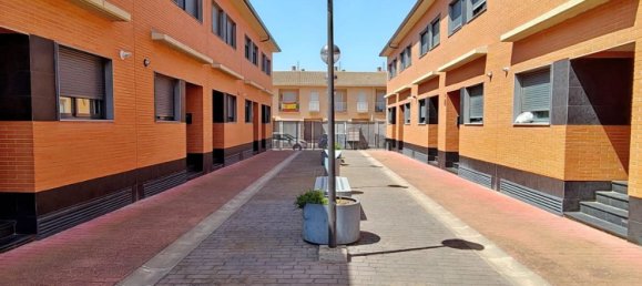 3 Schlafzimmer Doppelhaus in Pinseque, Spain, Nr. 162550 2