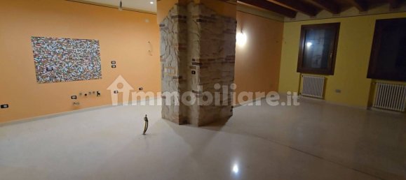 Вилла с 4 спальнями в Сан Джорджо делле Пертиче, Италия № 269210 10