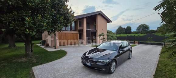 Вилла с 4 спальнями в Сан Джорджо делле Пертиче, Италия № 269210 4