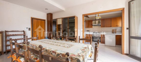1 bedroom Apartment in Bologna, Italy No. 378549 2