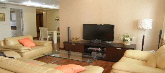 4 Schlafzimmer Wohnung in Tay Ho, Vietnam, Nr. 6138 3