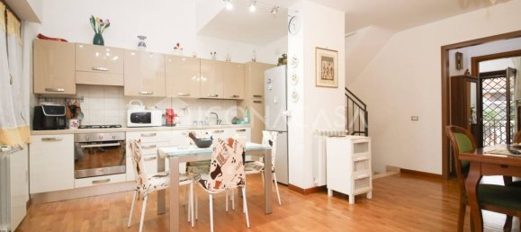 4غرفة فيلا في Rome, Italy رقم 379119 6