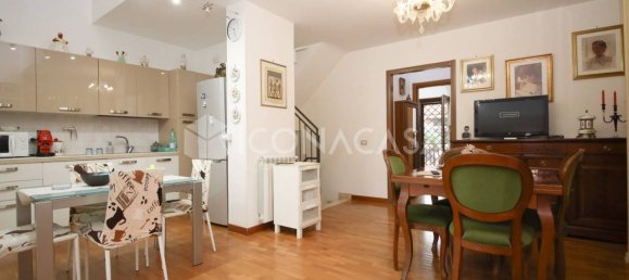 4غرفة فيلا في Rome, Italy رقم 379119 9