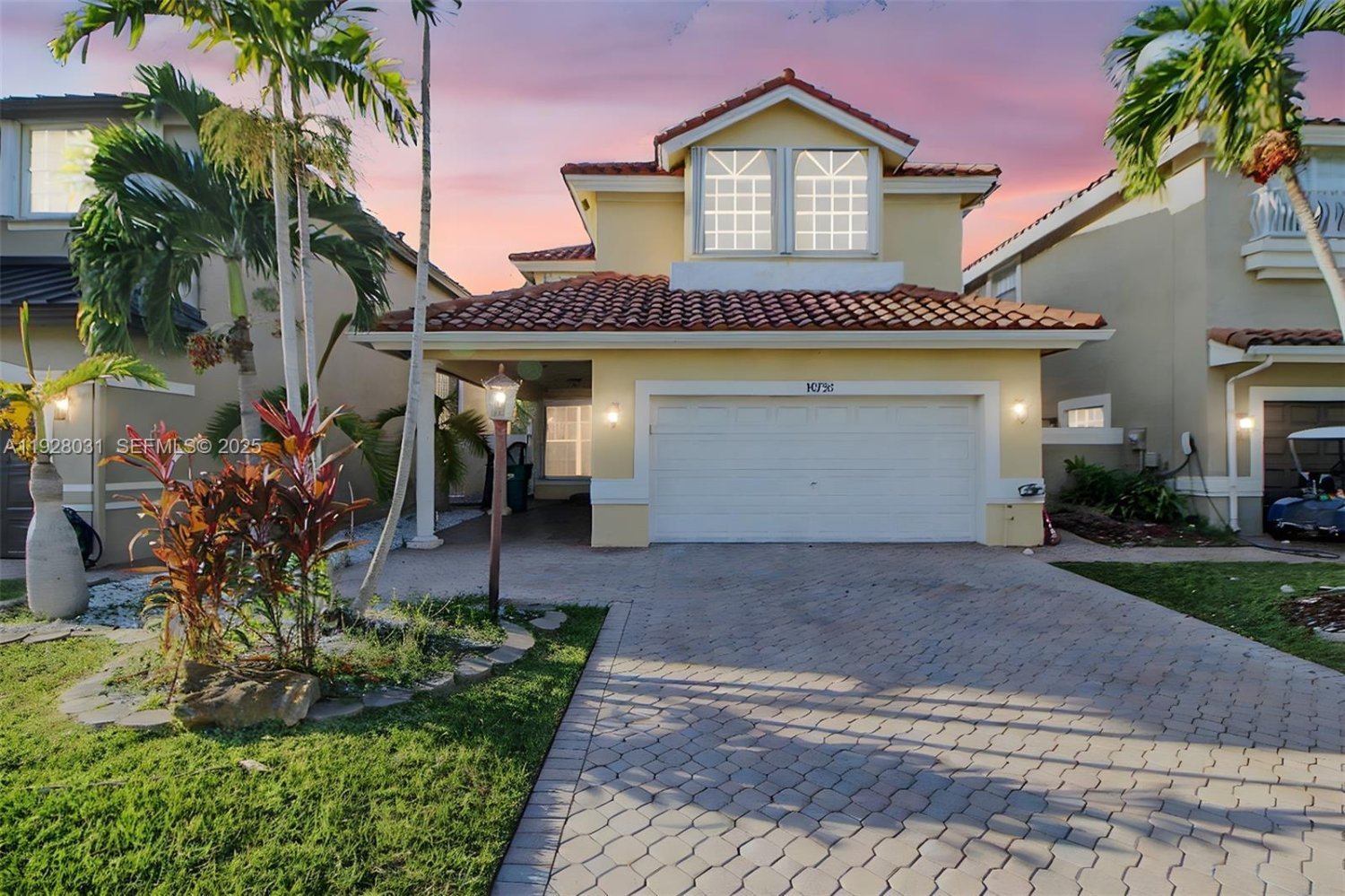 4 dormitorios villa en venta en Miami, Miami-Dade, Florida, USA № 615160