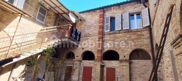 3 bedrooms Apartment in Marche, Italy No. 345739 2