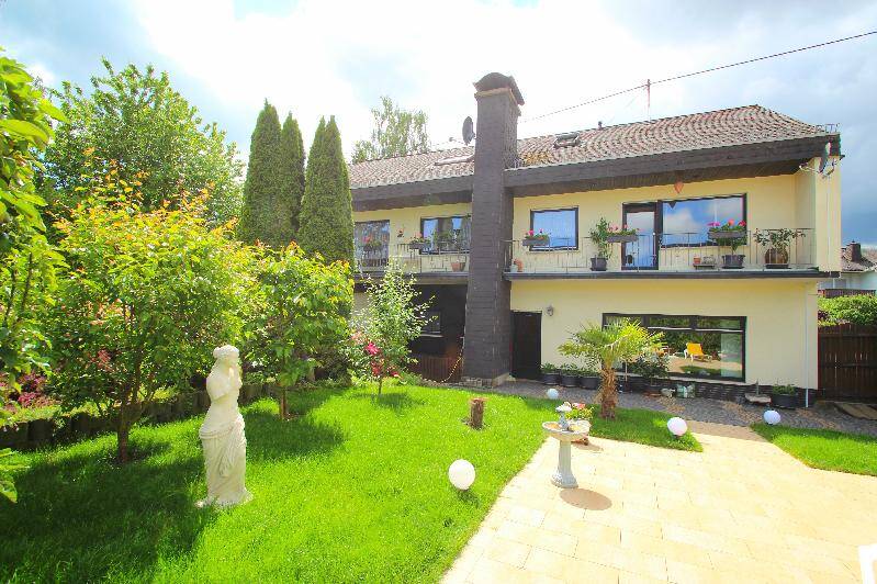 4 Schlafzimmer Gewerbliche Immobilie in Altenkirchen, Germany, Nr. 206334