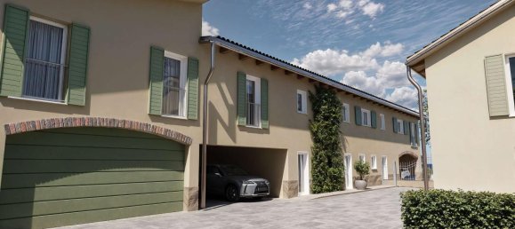 4 rooms Apartment in Cavriago, Italy No. 9172 3