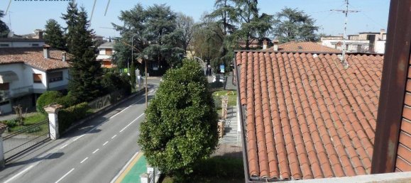 Дом с 5 комнатами в Кастельветро Пьячентино, Италия № 118373 6