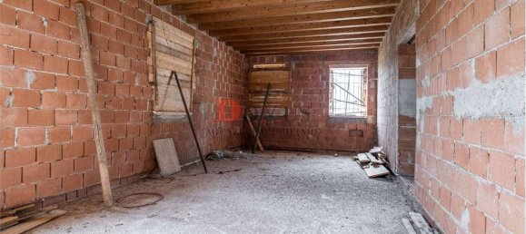 4 bedrooms Villa in Quistello, Italy No. 119488 24