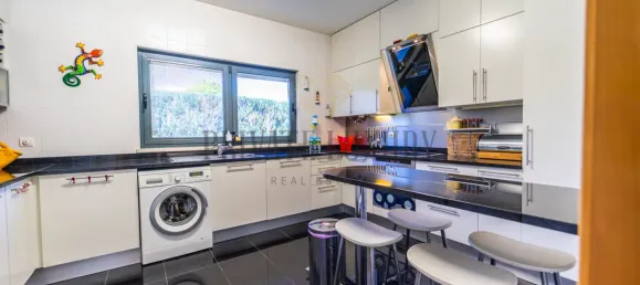 5 bedrooms House in Palmela, Portugal No. 155672 18