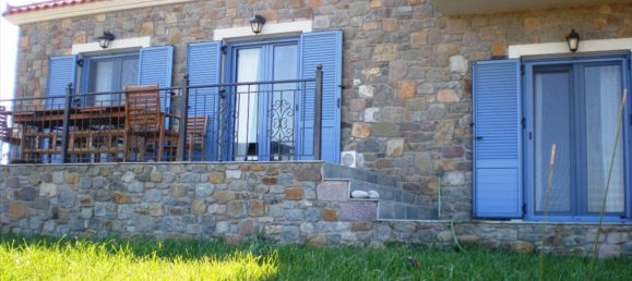 280m² Commercial property in Lesbos, Greece No. 7116 5