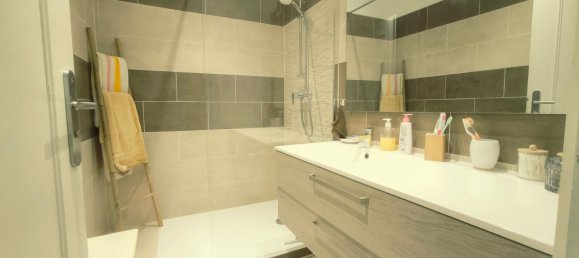 2 Schlafzimmer Wohnung in Nimes, France, Nr. 295731 12