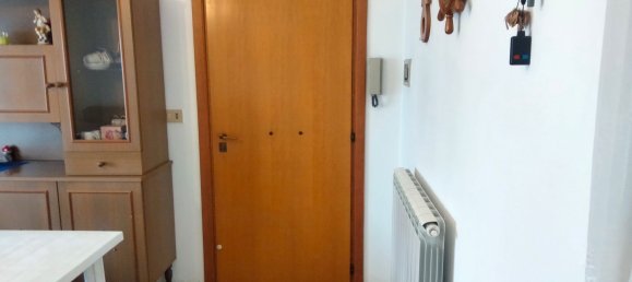 4-salle Appartement à Ortona, Italy No. 214684 14