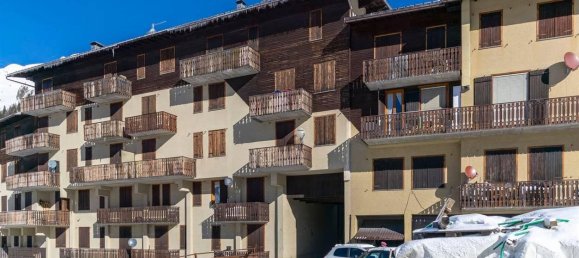 2-salle Appartement à Foppolo, Italy No. 29519 3