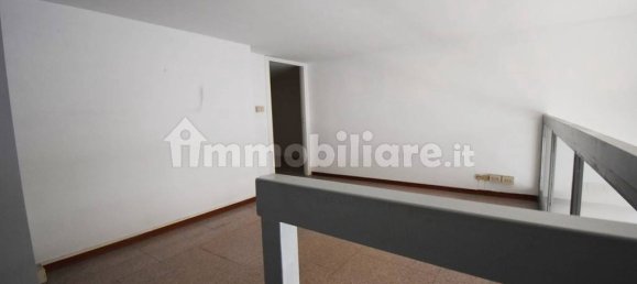 2-Zimmer Gewerbliche Immobilie in Turin, Italy, Nr. 282070 9