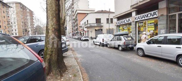 2-Zimmer Gewerbliche Immobilie in Turin, Italy, Nr. 282070 15