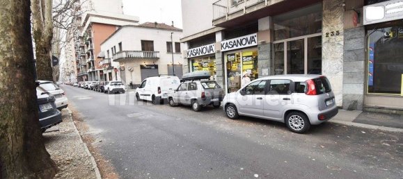 2-Zimmer Gewerbliche Immobilie in Turin, Italy, Nr. 282070 3