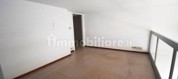 2-Zimmer Gewerbliche Immobilie in Turin, Italy, Nr. 282070 11