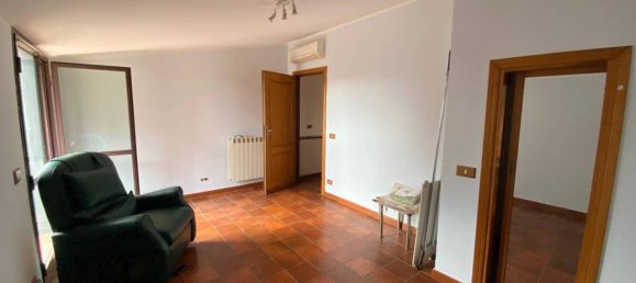 5 rooms Villa in Castelnuovo di Porto, Italy No. 30828 32