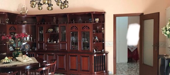 Villa de 9 habitaciónes en Maddaloni, Italy No. 91816 20