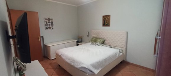 Квартира с 2 комнатами в Морлупо, Италия № 63920 10