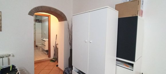 Квартира с 2 комнатами в Морлупо, Италия № 63920 7