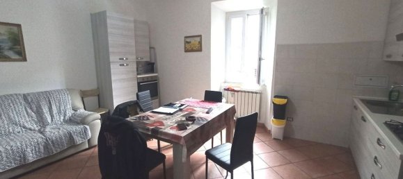 Квартира с 2 комнатами в Морлупо, Италия № 63920 3