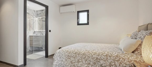 5 bedrooms Villa in La Colle-sur-Loup, France No. 1400 9