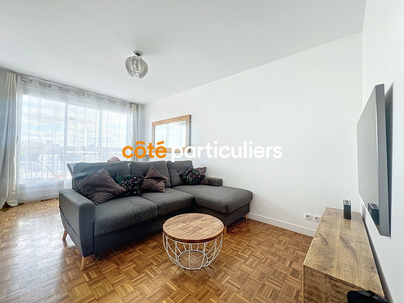 2 bedrooms Apartment in Issy-les-Moulineaux, France No. 151115