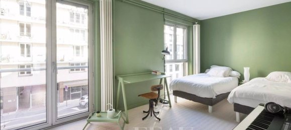 6 bedrooms Apartment in Paris, France No. 137750 12