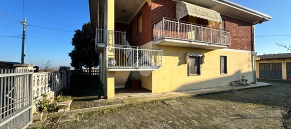 8 rooms Villa in Bianzè, Italy No. 148419 2