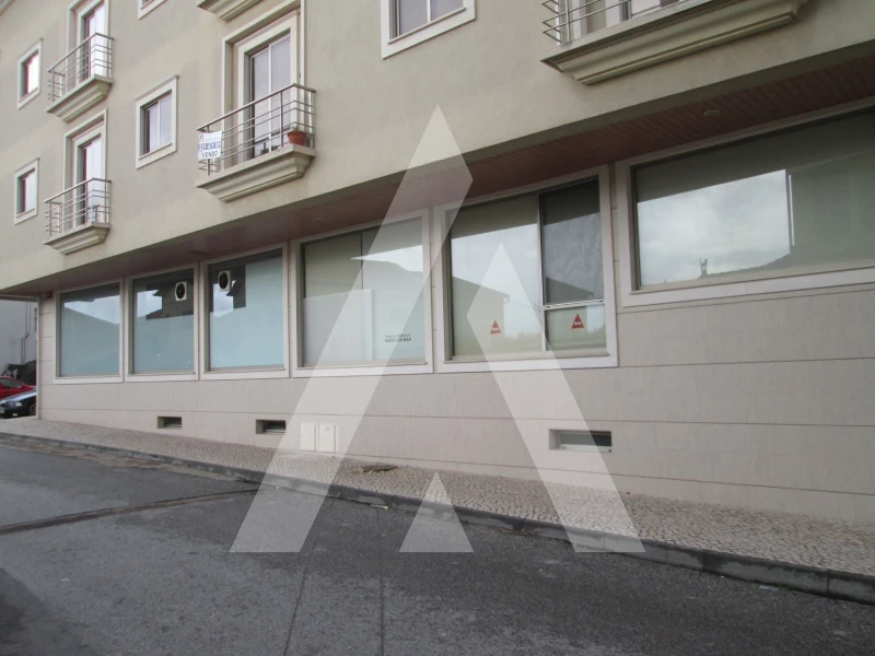 Коммерческая недвижимость 198м² в Прайа де Мира, Португалия № 72629