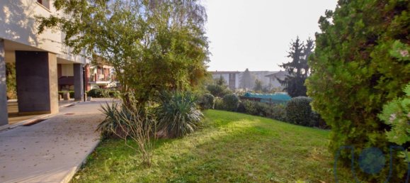 2 bedrooms Apartment in Chieri, Italy No. 77605 6